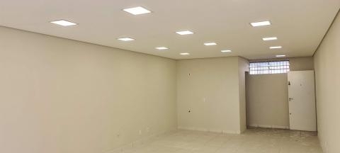 Sala para alugar em Campinas, Centro, com 65 m²