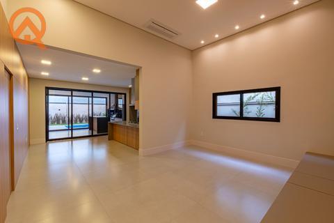 Casa com 3 Suítes no Residencial Arborais